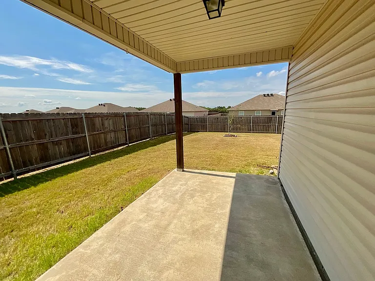 4401 Olympic Dr — Photo 26