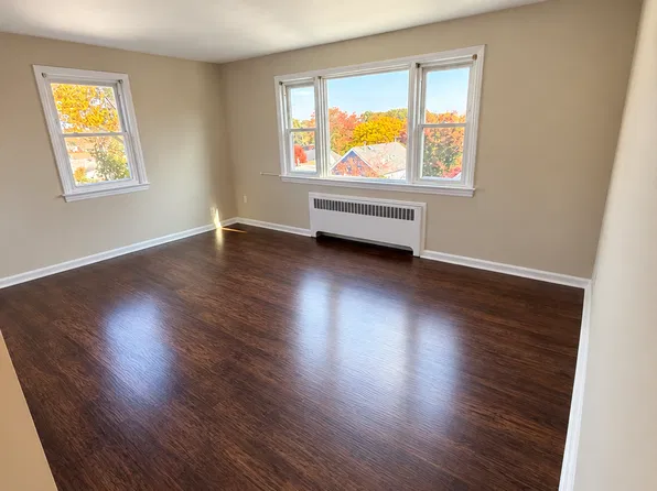85 Irving Ter Fl 2nd, Bloomfield, NJ 07003