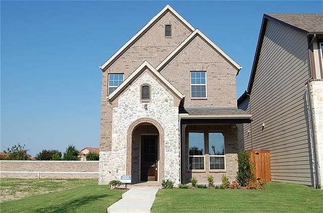 1st image of 1039 Zachary Way