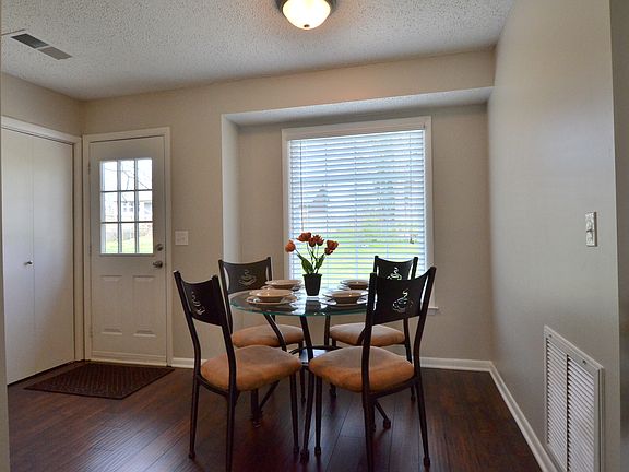 5th image of 109 Vanderford Ln