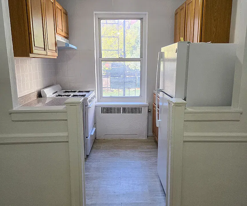 711 Walton Ave #1H