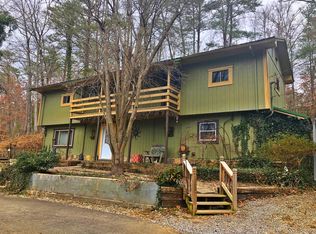 2831 Lost Valley Dr, Sevierville, TN 37862