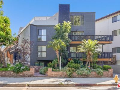 12938 Valleyheart Dr APT 11, Studio City, CA, 91604