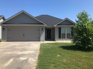 515 Grand Ave, Bonaire, GA 31005