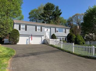 45 Glenville St, Greenwich, CT 06831