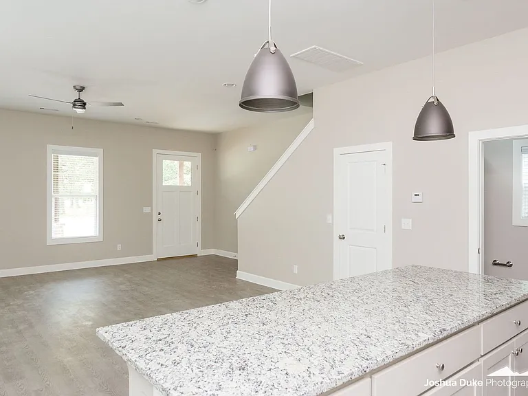 1320 S College Ave — Photo 7