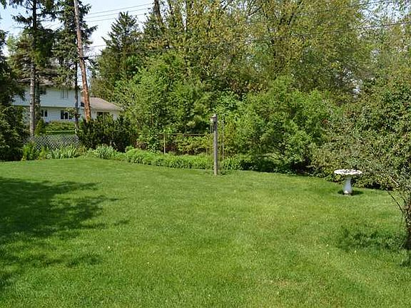 5th image of 1825 E Cahill Dr