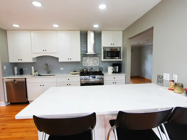 172 E Fox Hill Dr — Photo 12