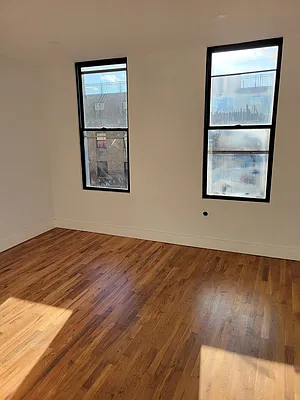 Rented by Wyckoff Heights Realty Inc. | media 10