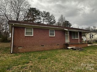 131 Andrews Dr, Grover, NC 28073