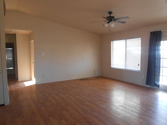 2nd image of 2987 Brookwood Dr