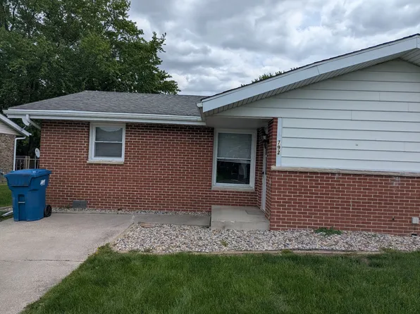 792 Heritage Dr, Bourbonnais, IL 60914