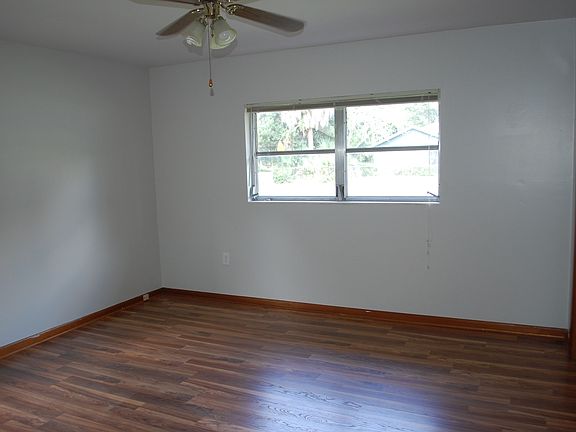4th image of 726 Cypress St