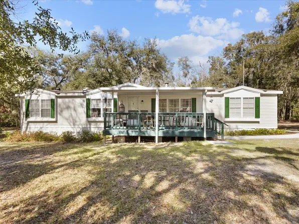 1658 NE 743rd St, Old Town, FL 32680