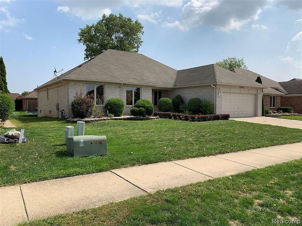 54638 Petunia Dr, MI 48042 Zillow