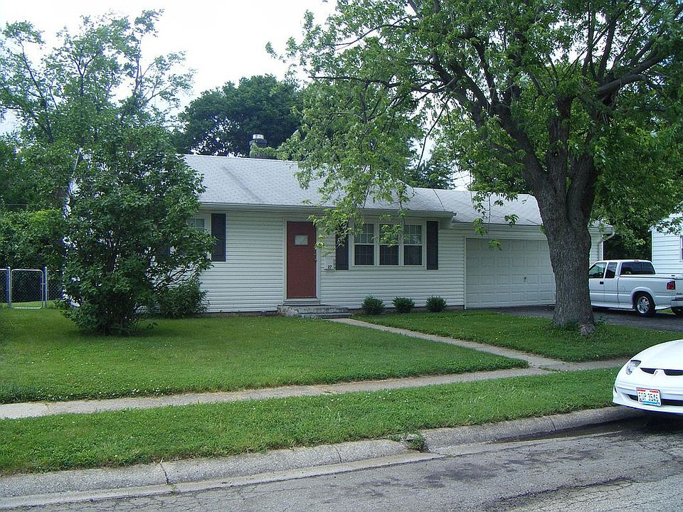 1st image of 27 Diana Ln W