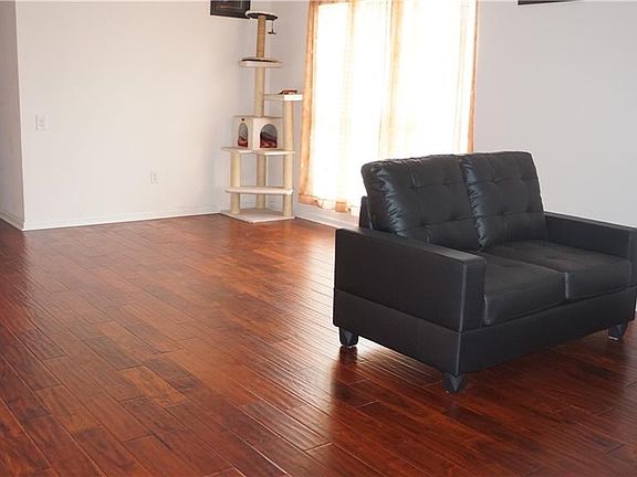 2nd image of 6460 Winder Oaks Blvd