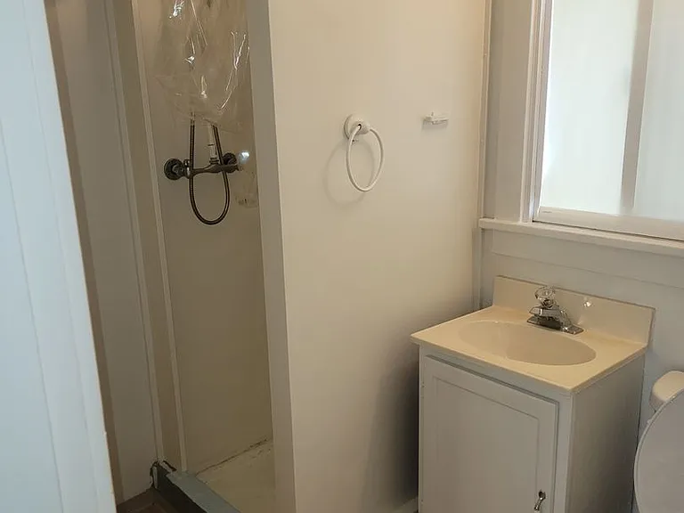 Drew House — Photo 9