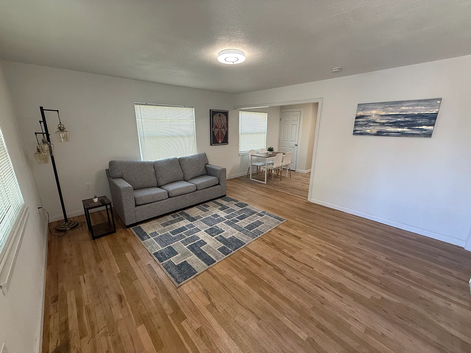 2 bed, 850 sqft, $1,500 — Photo 3