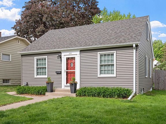 4th image of 3126 McKinley St NE
