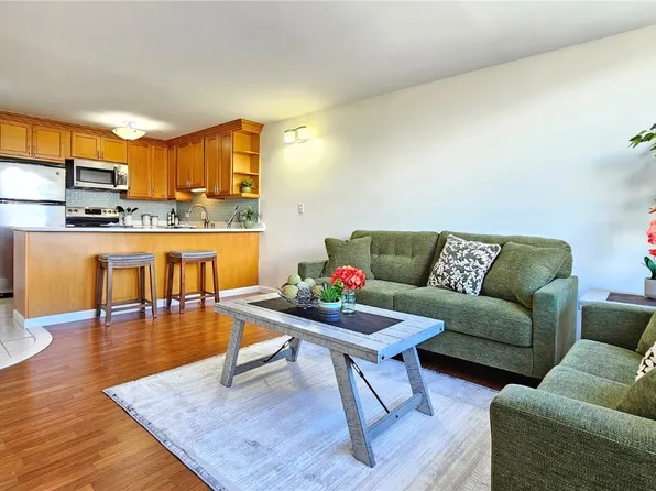 3045 Ala Napuaa Pl APT 1101, Honolulu, HI 96818