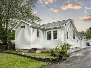 7401 Seneca St, East Aurora, NY 14052