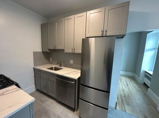 513 S 42nd St APT 3F, Philadelphia, PA 19104