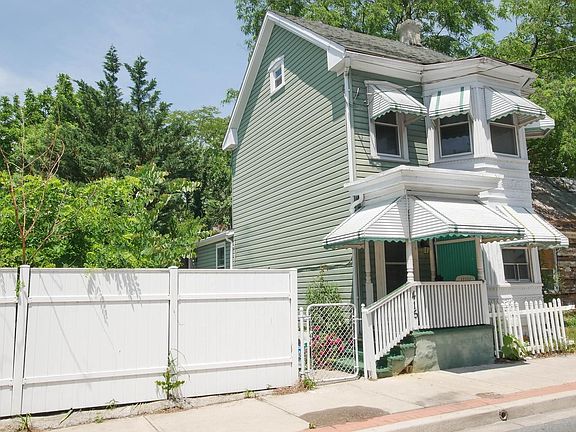 2nd image of 413/415 N Jonathan St
