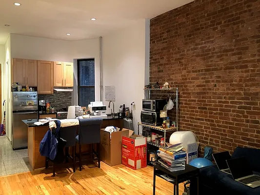 Rented by Friedman Roth Realty | media 10