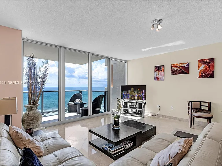1455 Ocean Dr #1106 — Photo 5