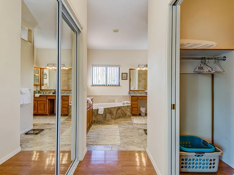 65 Kashmir Rd — Photo 40