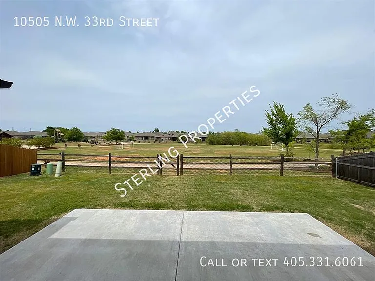 10505 N West 33rd St — Photo 42