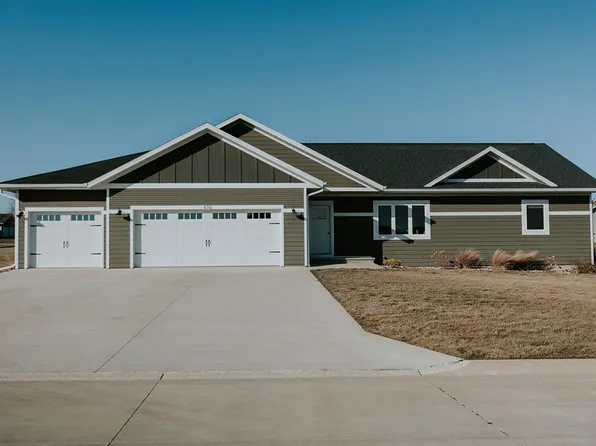 610 17th St, Sioux Center, IA 51250