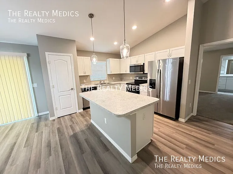 15258 SW 43rd Avenue Rd — Photo 5