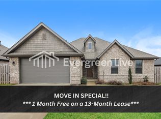 1925 Seabolt St, Pea Ridge, AR 72751