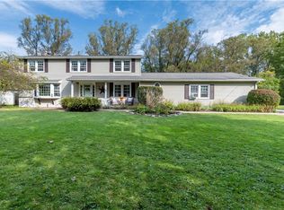221 Hollybrook Rd, Brockport, NY 14420