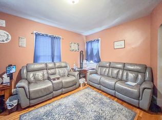 517 Main St APT 2, Stoneham, MA 02180