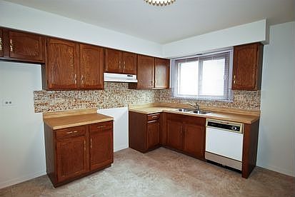 4th image of 7218 W Wrightwood Ave APT 108