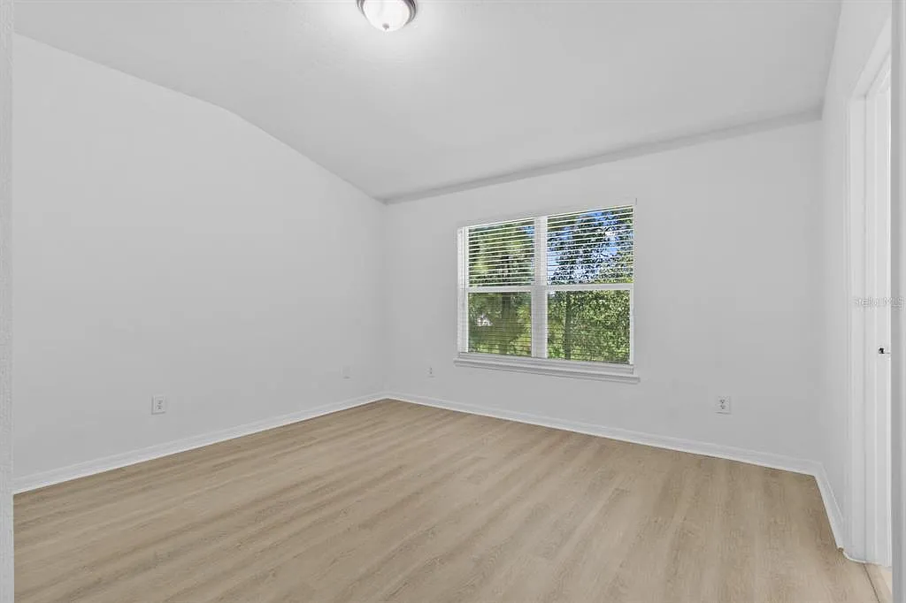 3 bed, 2.5 bath, 1530 sqft, $2,150 — Photo 4