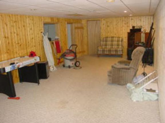 2nd image of 4400 Walton Pl