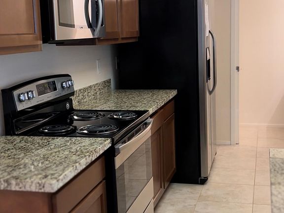 Kitchen L