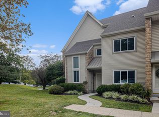 101 Cavalry Ct #101, Wayne, PA 19087