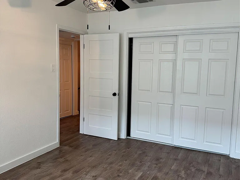2124 Burton Dr #133 — Photo 13
