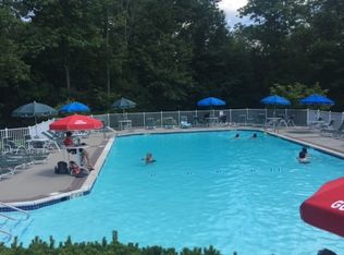 804 S Branch Dr, Whitehouse Station, NJ 08889
