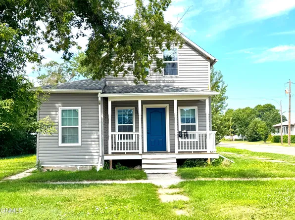 301 8th Ave SW, Mandan, ND 58554