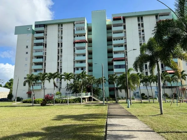 K Cond Intersuites APT 5, Carolina, PR 00979