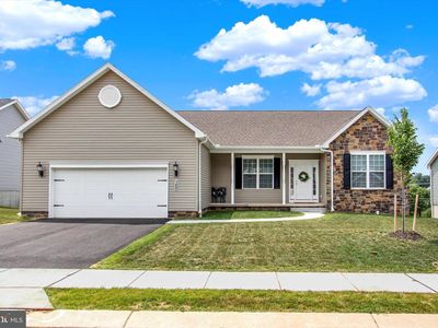 180 Patterson Dr, Stewartstown, PA, 17363