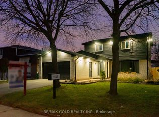 7632 Netherwood Rd, Mississauga, ON L4T2P1