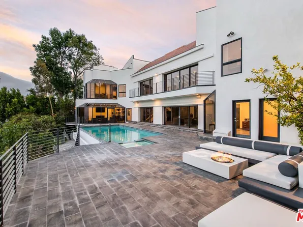 11955 Pinnacle Pl, Beverly Hills, CA 90210