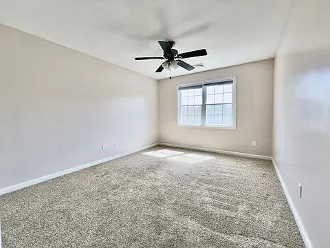 23 Ains Manor Rd #23 — Photo 11
